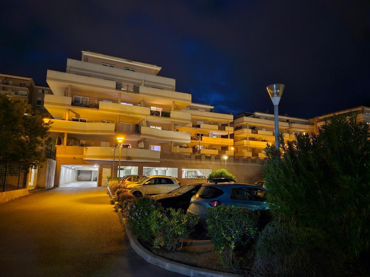 Apartment Cosy Climatise Dans Fermee Sarrola-Carcopino